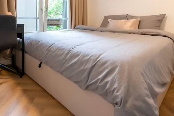 Appartement Spaarndammerstraat in Amsterdam
