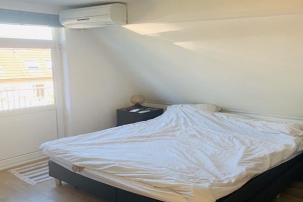 Appartement Claes de Vrieselaan in Rotterdam