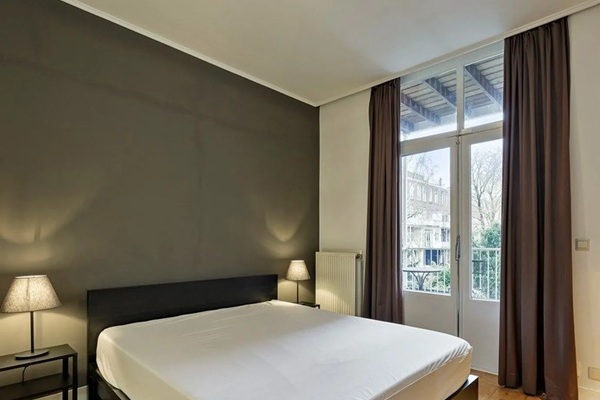 Appartement Cornelis Schuytstraat in Amsterdam