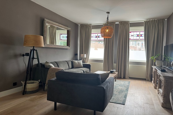 Appartement Zestienhovensekade in Rotterdam