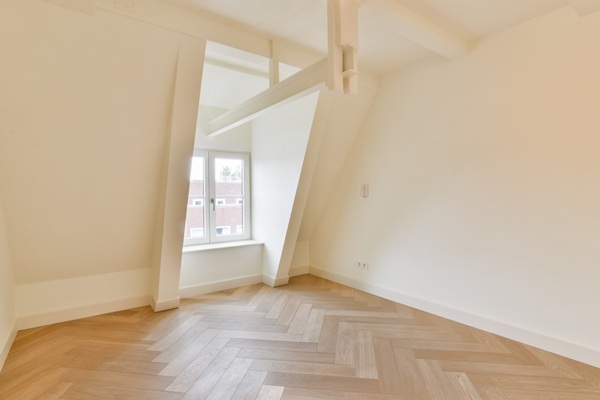 Appartement Filips van Almondestraat in Amsterdam