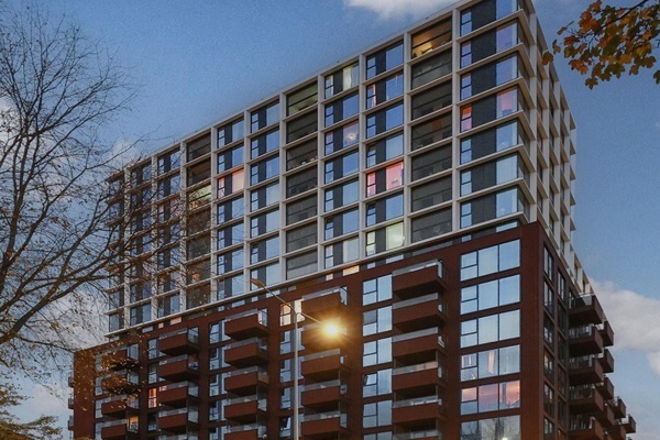 Appartement Bijlmerplein in Amsterdam