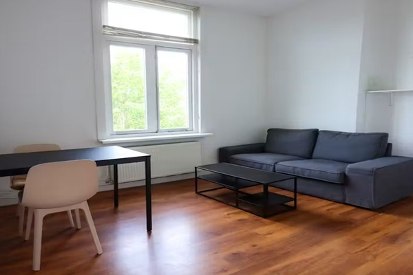 Appartement Admiraal de Ruijterweg in Amsterdam