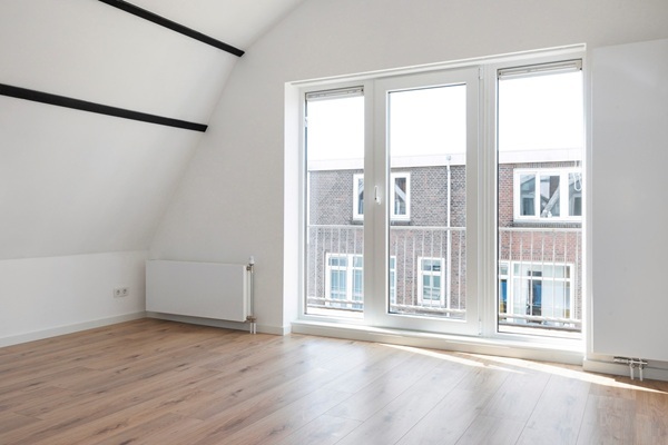 Appartement Randweg in Rotterdam