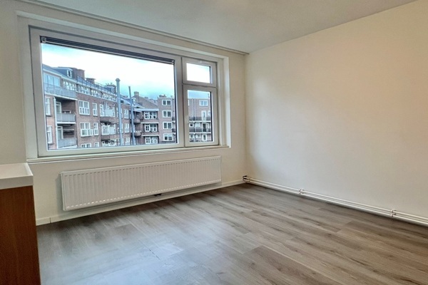 Appartement Admiraal de Ruyterweg in Rotterdam