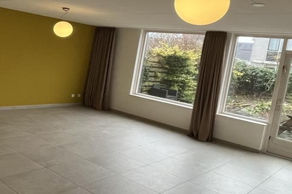 Huis Eelerbergstraat in Almere