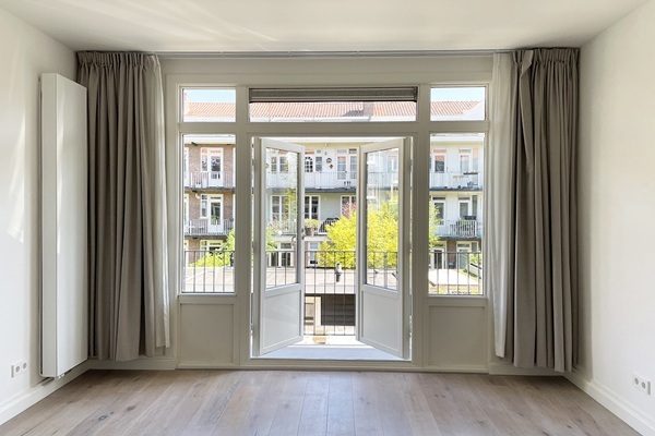 Appartement Leiduinstraat in Amsterdam