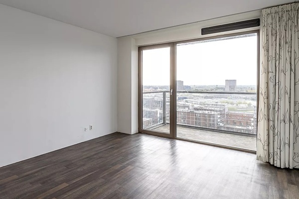 Appartement Spaklerweg in Amsterdam