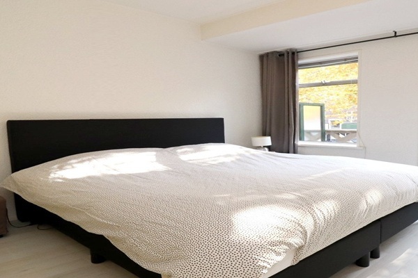 Appartement Herman Robbersstraat in Rotterdam